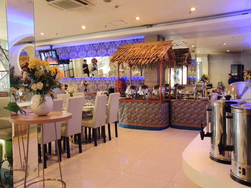 Rio City Hotel Palembang Exterior foto