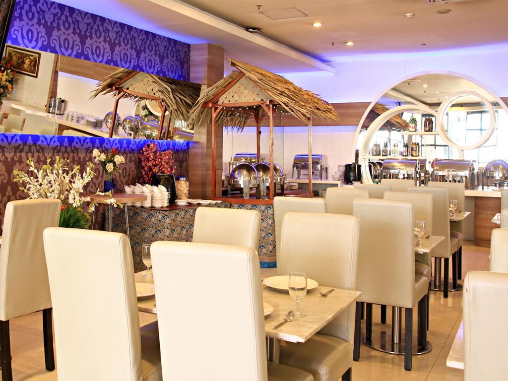 Rio City Hotel Palembang Exterior foto